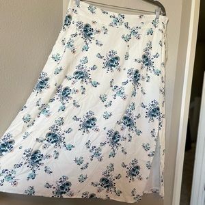 a.n.a. Mid-Length Floral Skirt with side slit NWT